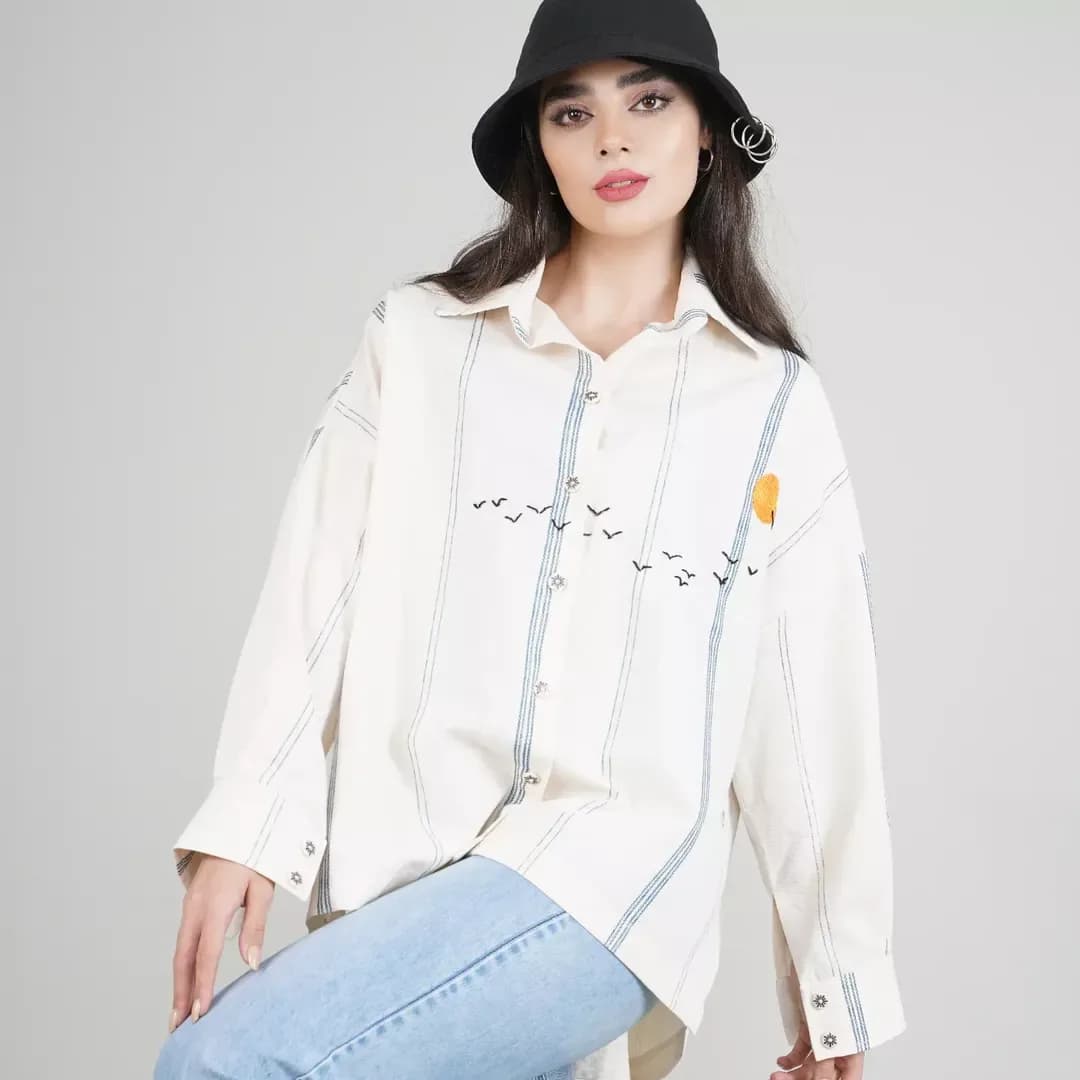 شومیز لینن راهراه، رنگ کرم، یقه دار، آستین بلند، گشاد