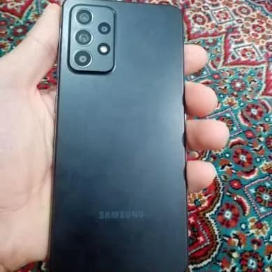 گوشی A52 رم ۸ حافظه ۱۲۸ گیگ، رنگ مشکی، جنس شیشه و فلز، لمسی، دوربین سه گانه