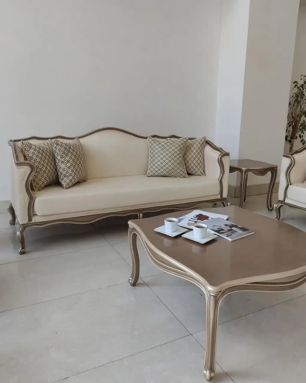 مبل فرانسوی