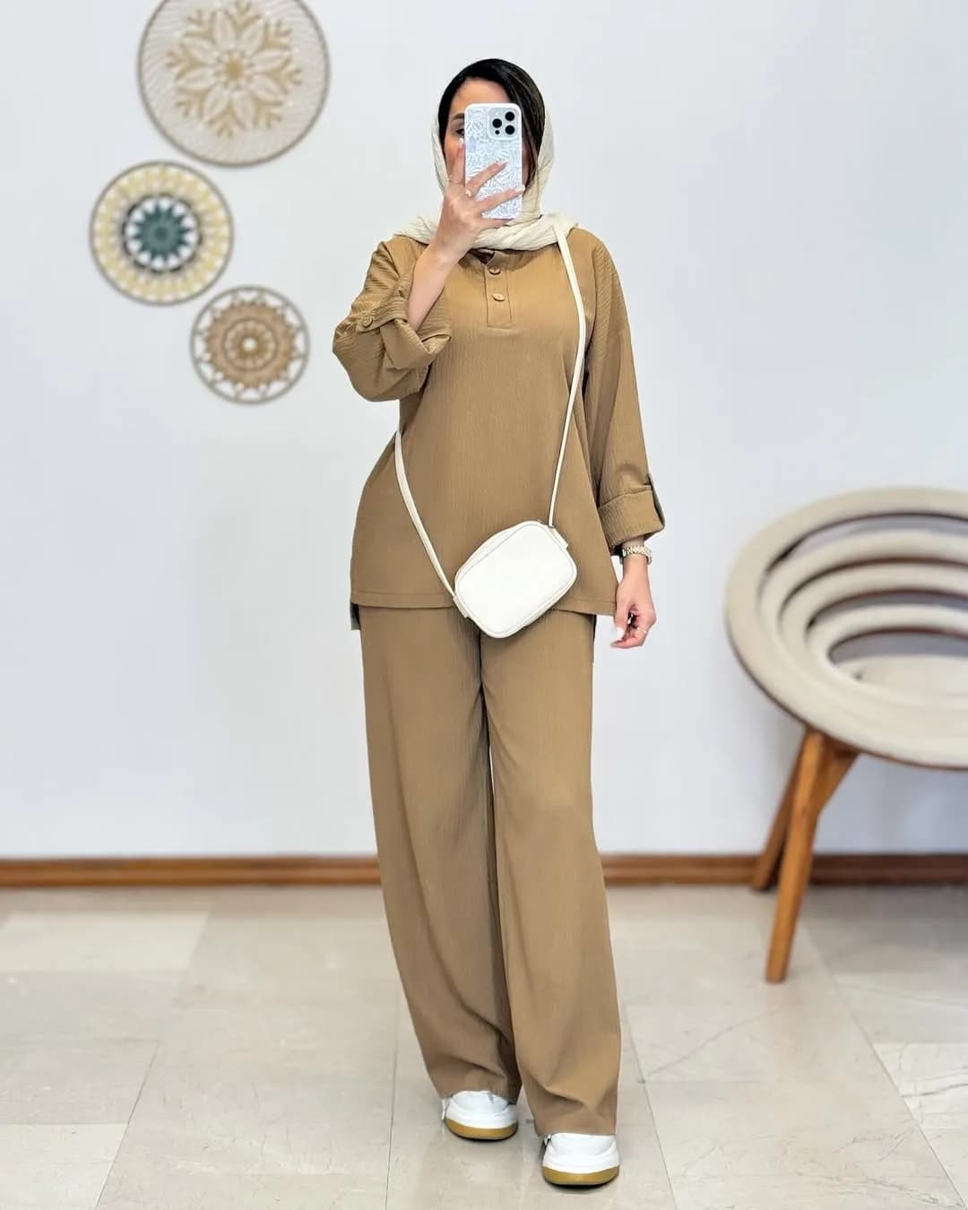 ست آیوا دکمه چوبی