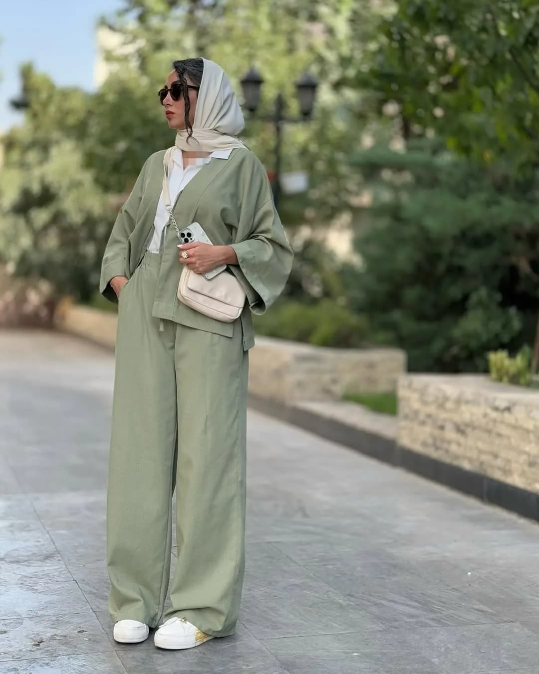شومیز و شلوار لینن کجراه — رنگ زیتونی — نمای کامل — فری سایز