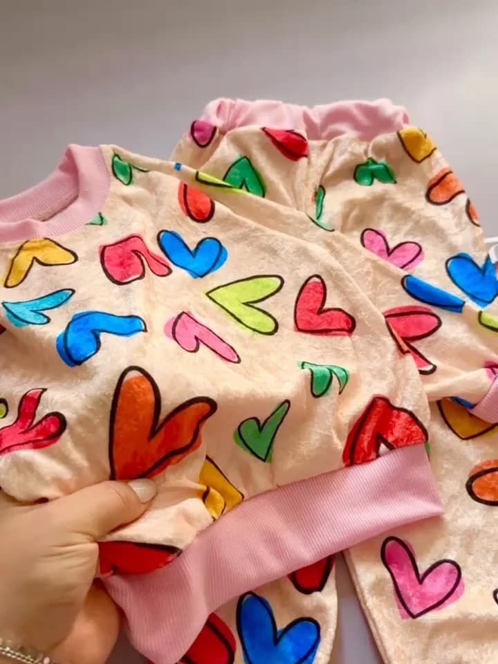 بلوز و شلوار مخمل بچگانه