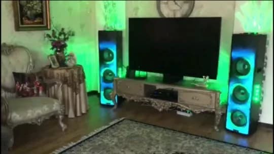 اسپیکر با بلوتوث و ورودی اپتیکال مکسیدر، رنگ مشکی و سبز، جنس پلاستیک، ایستاده بزرگ