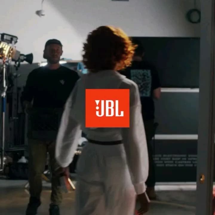 اسپیکر Partybox Stage 320 سفید JBL، رنگ صورتی، جنس پلاستیک و فلز، اسپیکر چرخدار دستهدار