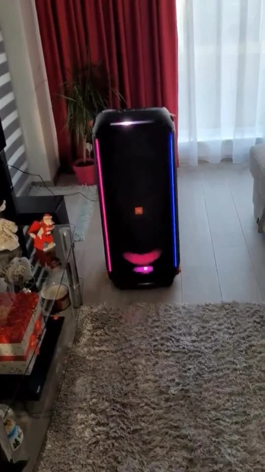 اسپیکر ایستاده JBL، رنگ مشکی، جنس پلاستیک، اسپیکر بلوتوثی بزرگ