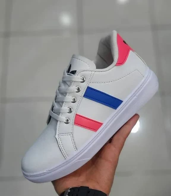 کفش کتانی کد ۱۱۰۵، رنگ سفید، آبی و صورتی، بنددار