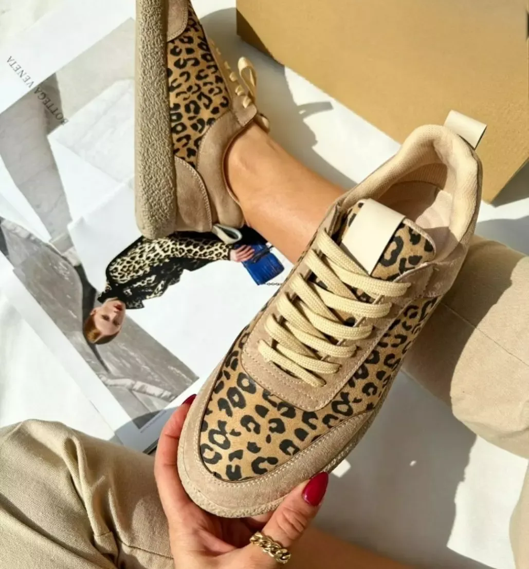 کتانی زنانه طرح پلنگی کرم — عکس ۹
