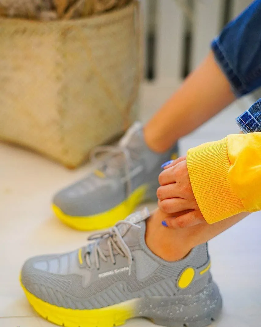 کتانی اسپرت زنانه مشکی و سرمه‌ای — عکس ۵