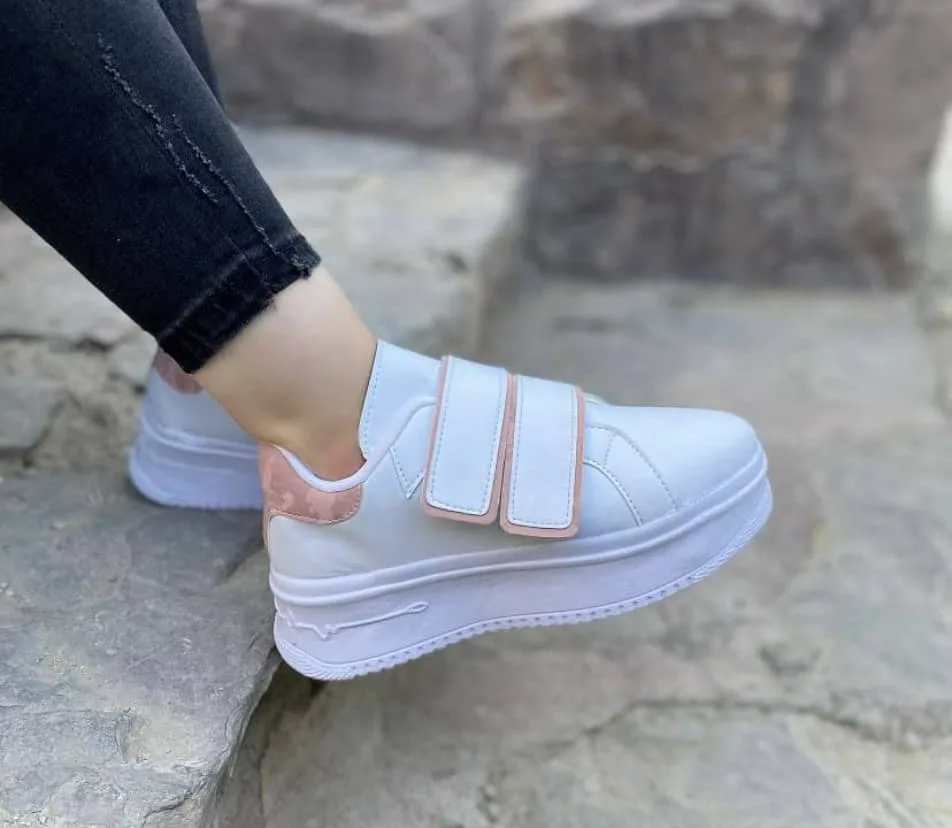 کتانی چسبی ساده زنانه سفید و یاسی — عکس ۲