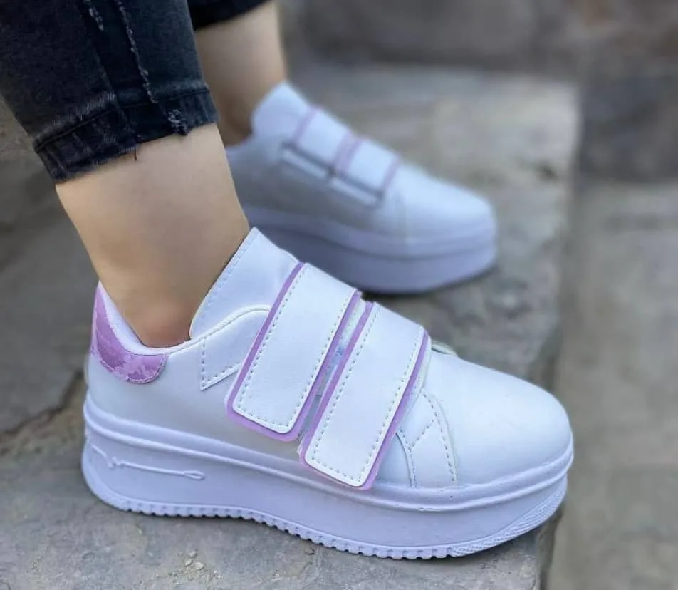 کتانی چسبی ساده زنانه سفید و یاسی — عکس ۵