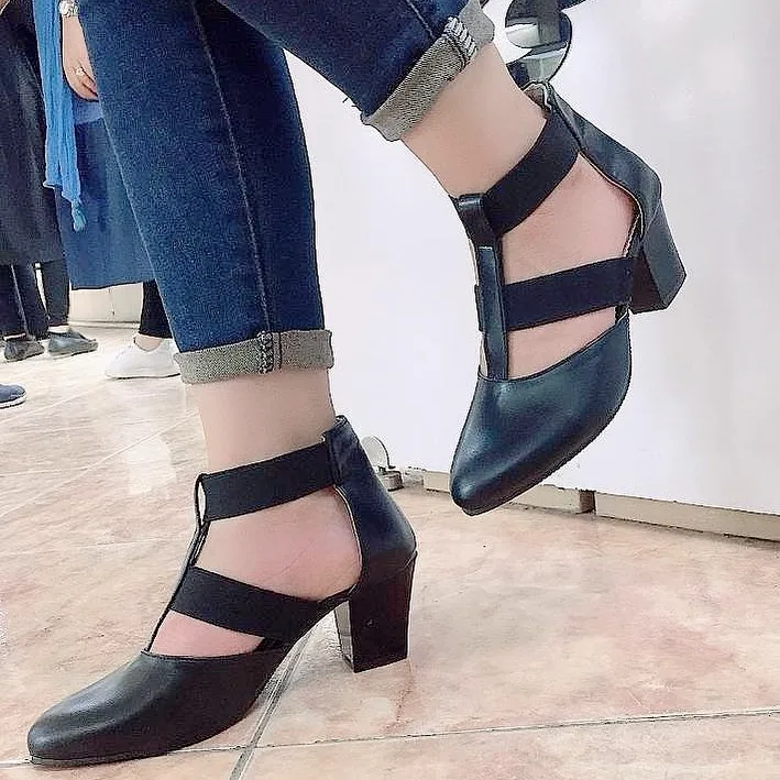 کفش پاشنه ۵ سانتی، رنگ مشکی، جنس چرم، مجلسی، پاشنه مربع