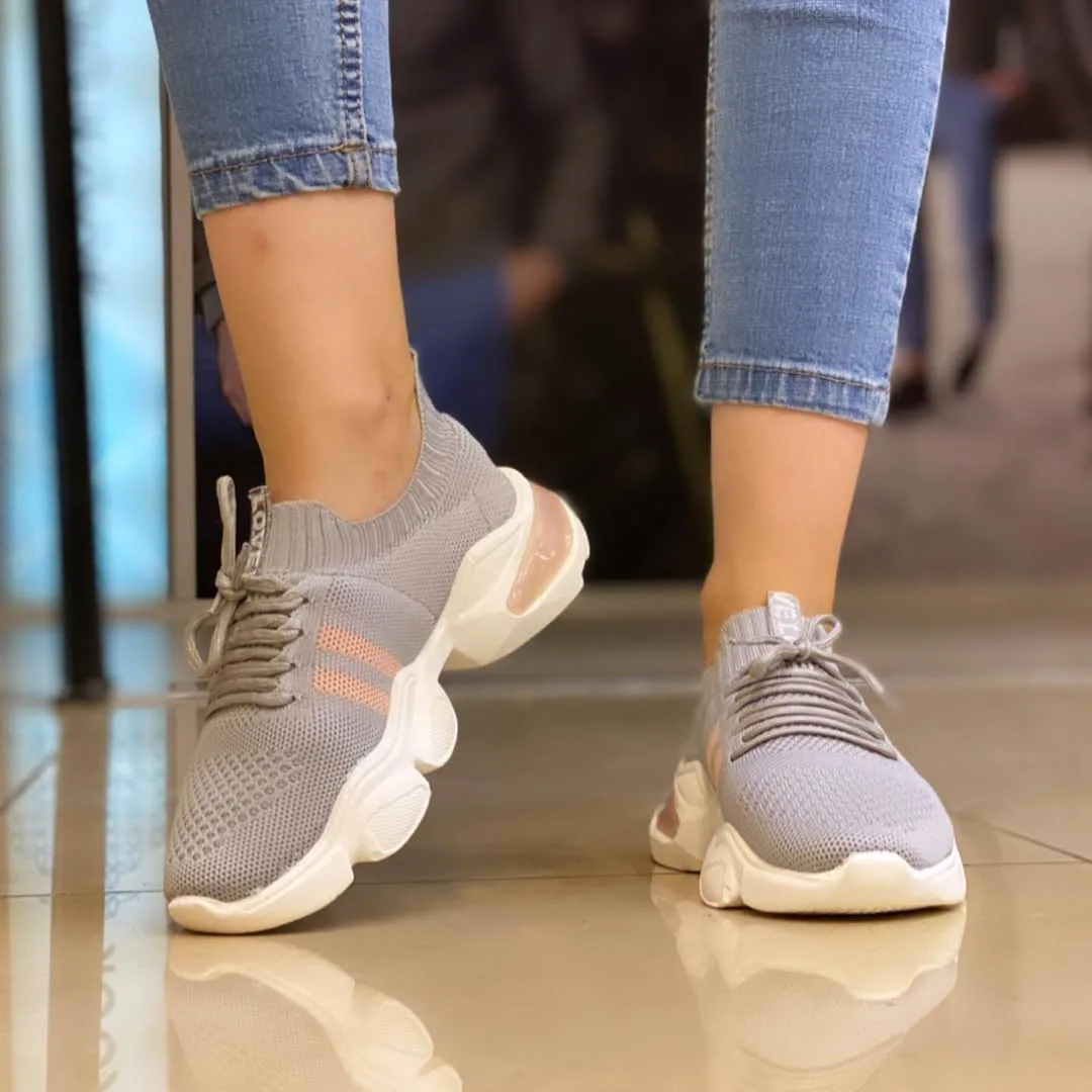 کتونی جورابی — عکس ۲