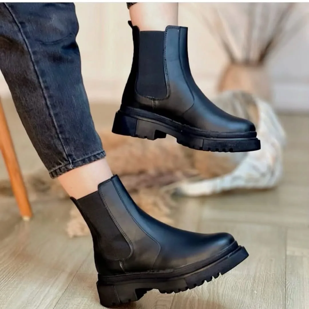 بوت بغلکش، رنگ مشکی، جنس چرم، بوت چلسی لژدار