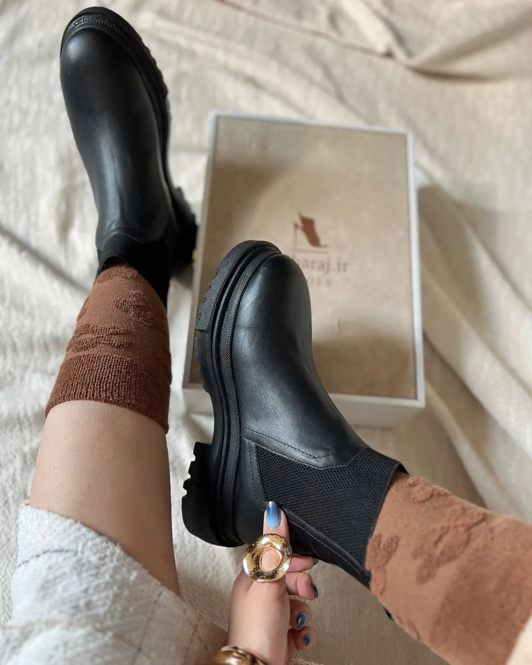 بوت چرم حوله‌ای — عکس ۳
