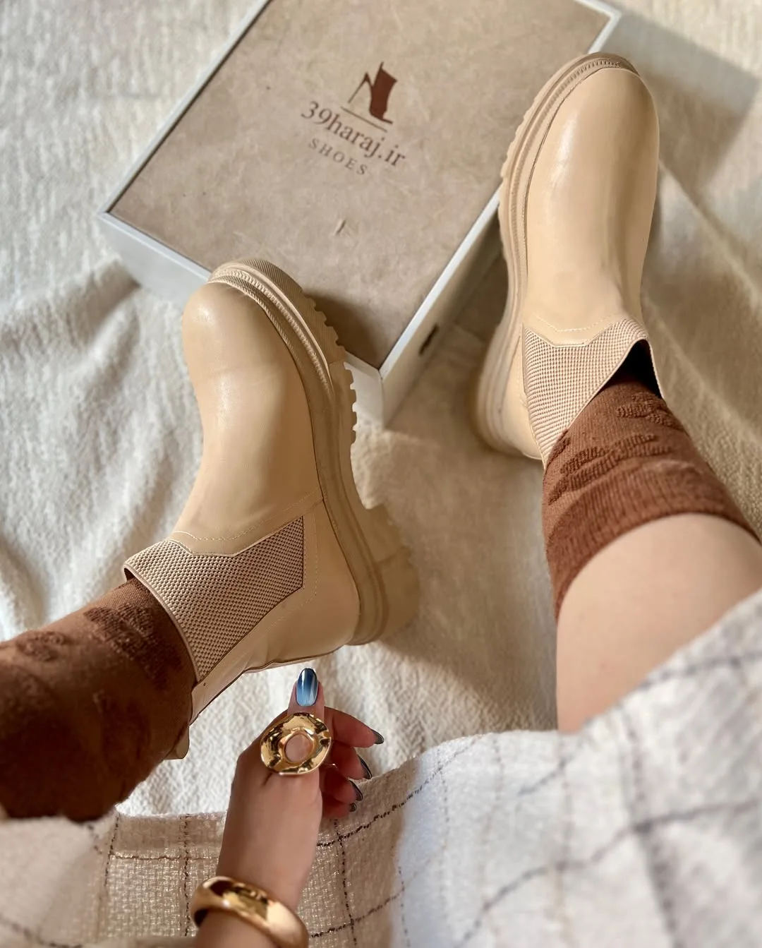 بوت چرم حوله‌ای — عکس ۸