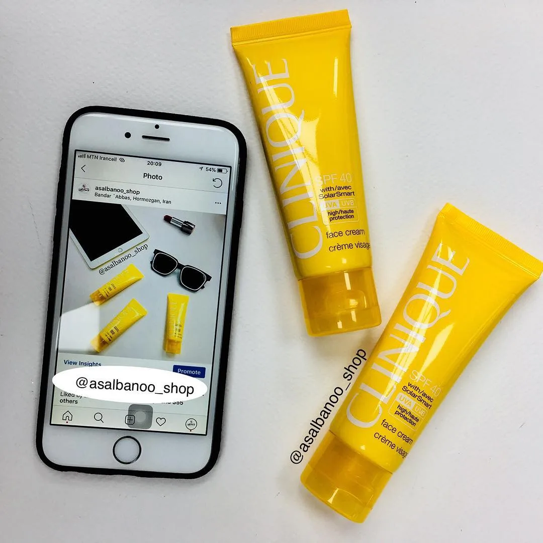 کرم ضد آفتاب صورت SPF 40 کلینیک، رنگ زرد، جنس پلاستیک، تیوبی