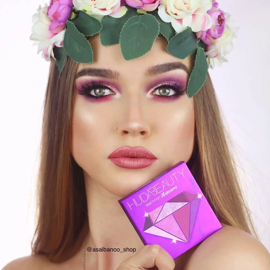 پالت سایه آبسشنز آمتیست هدی بیوتی، رنگ بنفش، مربع