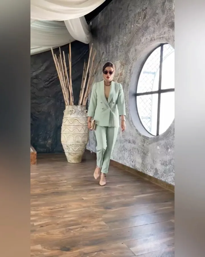 ست کت و شلوار کلاسیک — عکس ۶