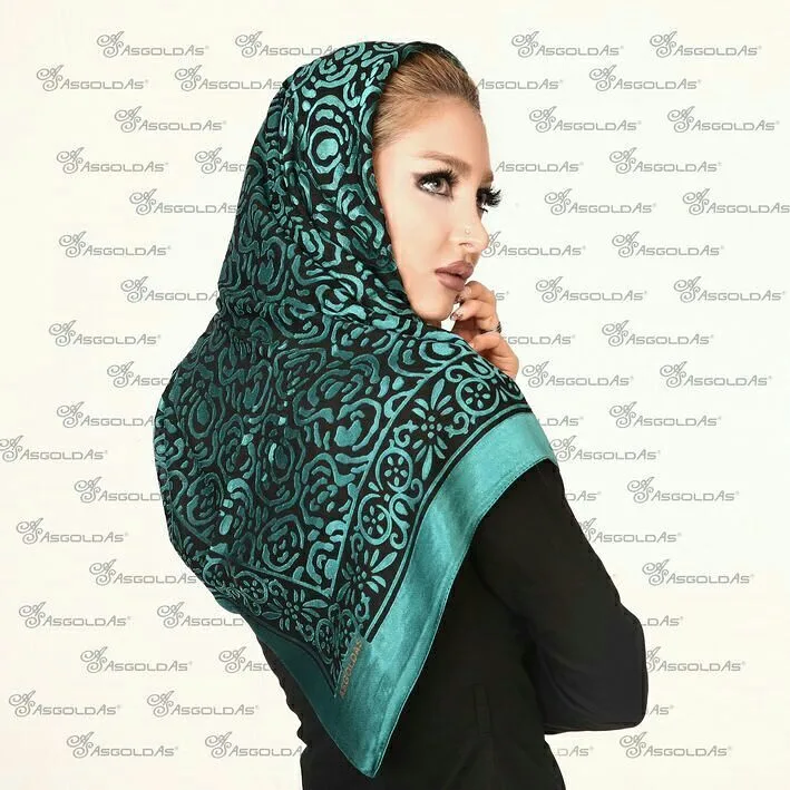 روسری، رنگ سبز آبی و مشکی، طرح گلدار، مربع