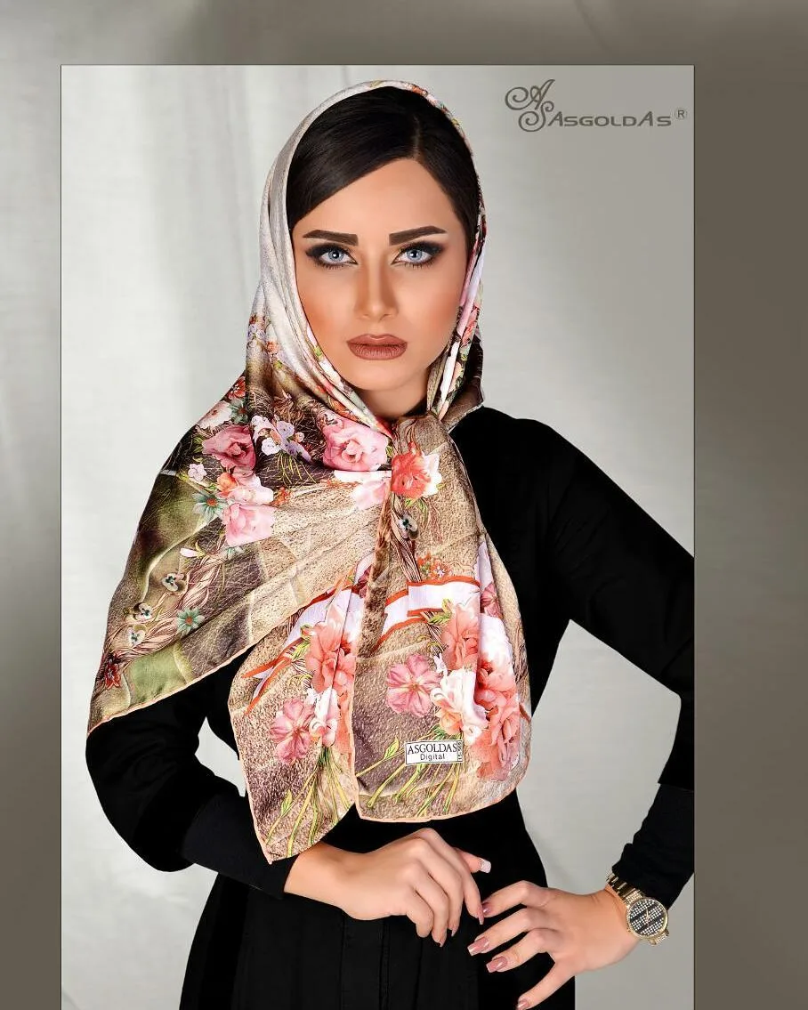 روسری، رنگ کرم، صورتی و قهوه‌ای، طرح گلدار، قواره‌بزرگ ابریشمی