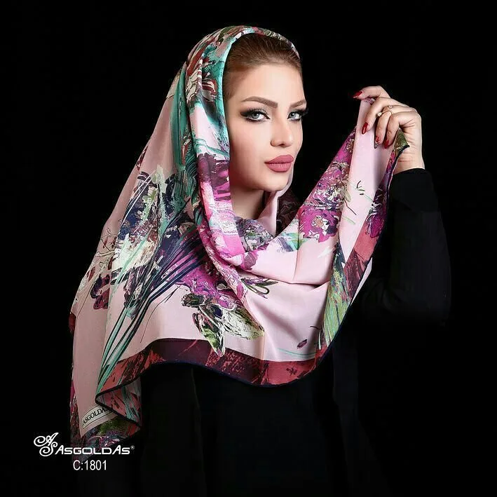 روسری، رنگ صورتی، بنفش و سبز، طرح گلدار، مربعی