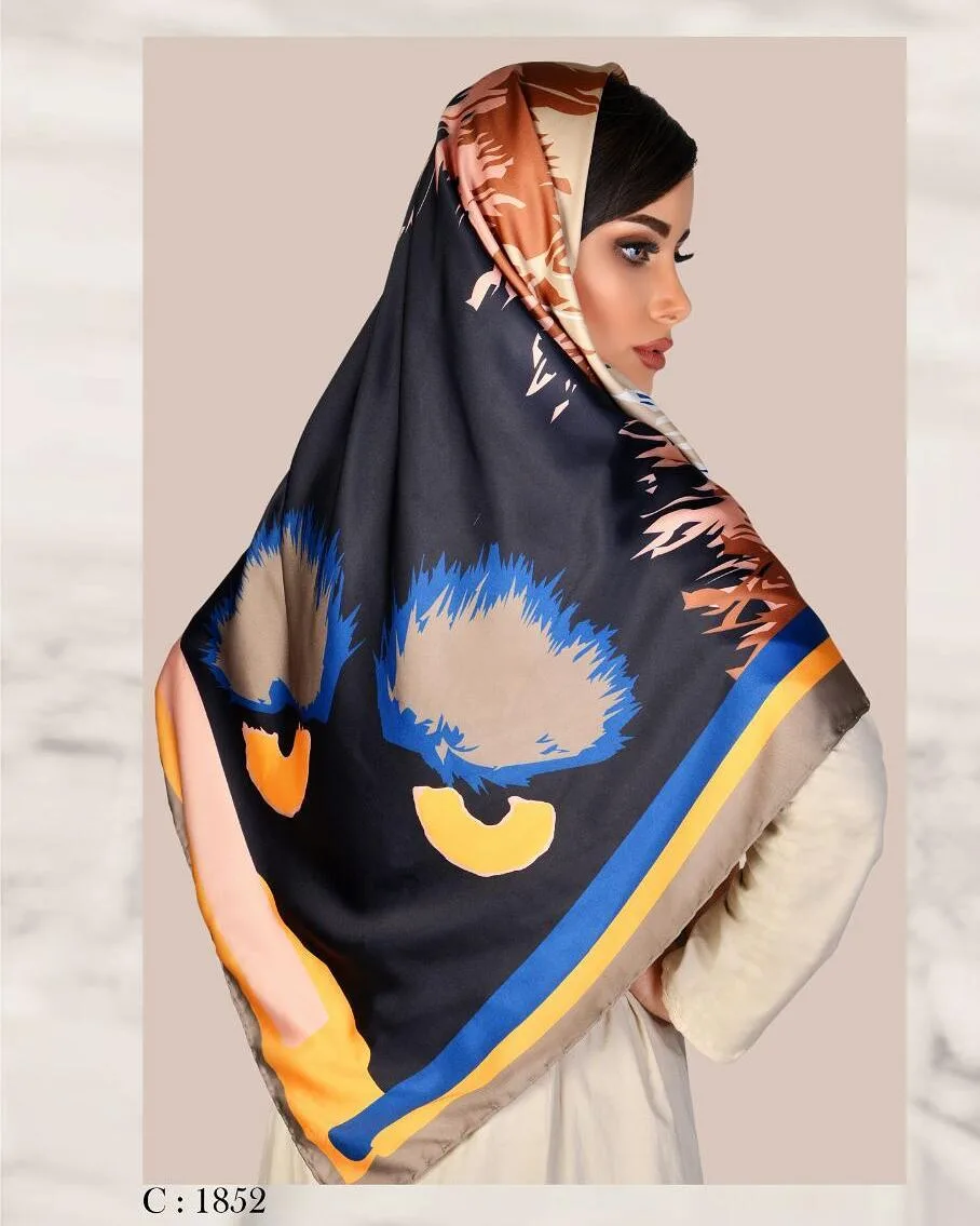 روسری، رنگ مشکی، قهوه‌ای و آبی، طرح هندسی، قواره‌بزرگ