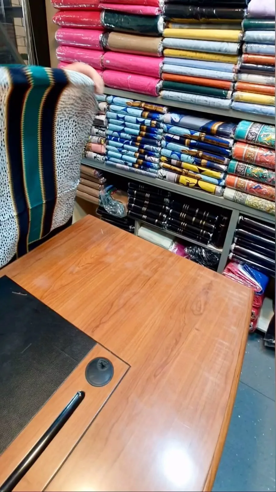 روسری ۱۰۰