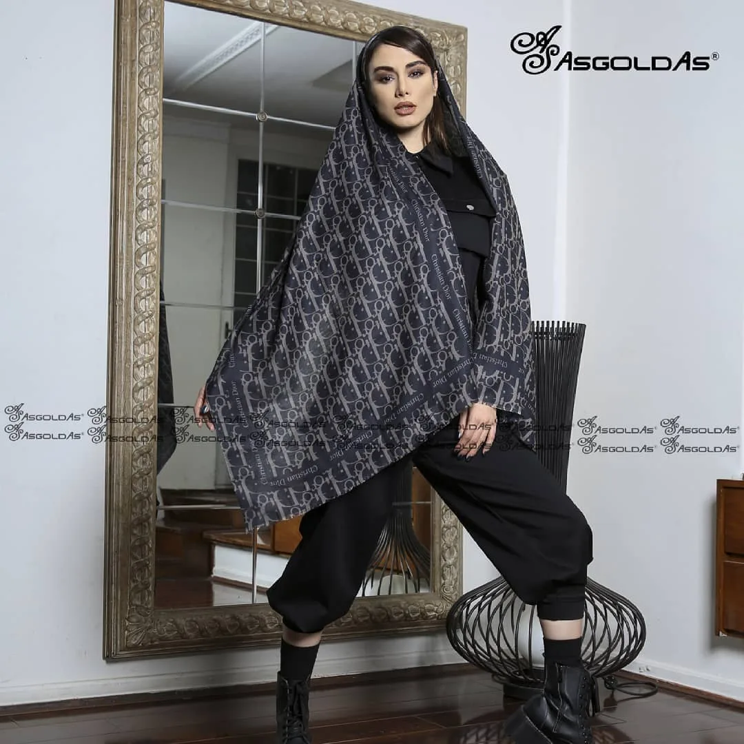 شال نخ پنبه پاییزه، رنگ سرمه‌ای و خاکستری، مستطیلی، بلند