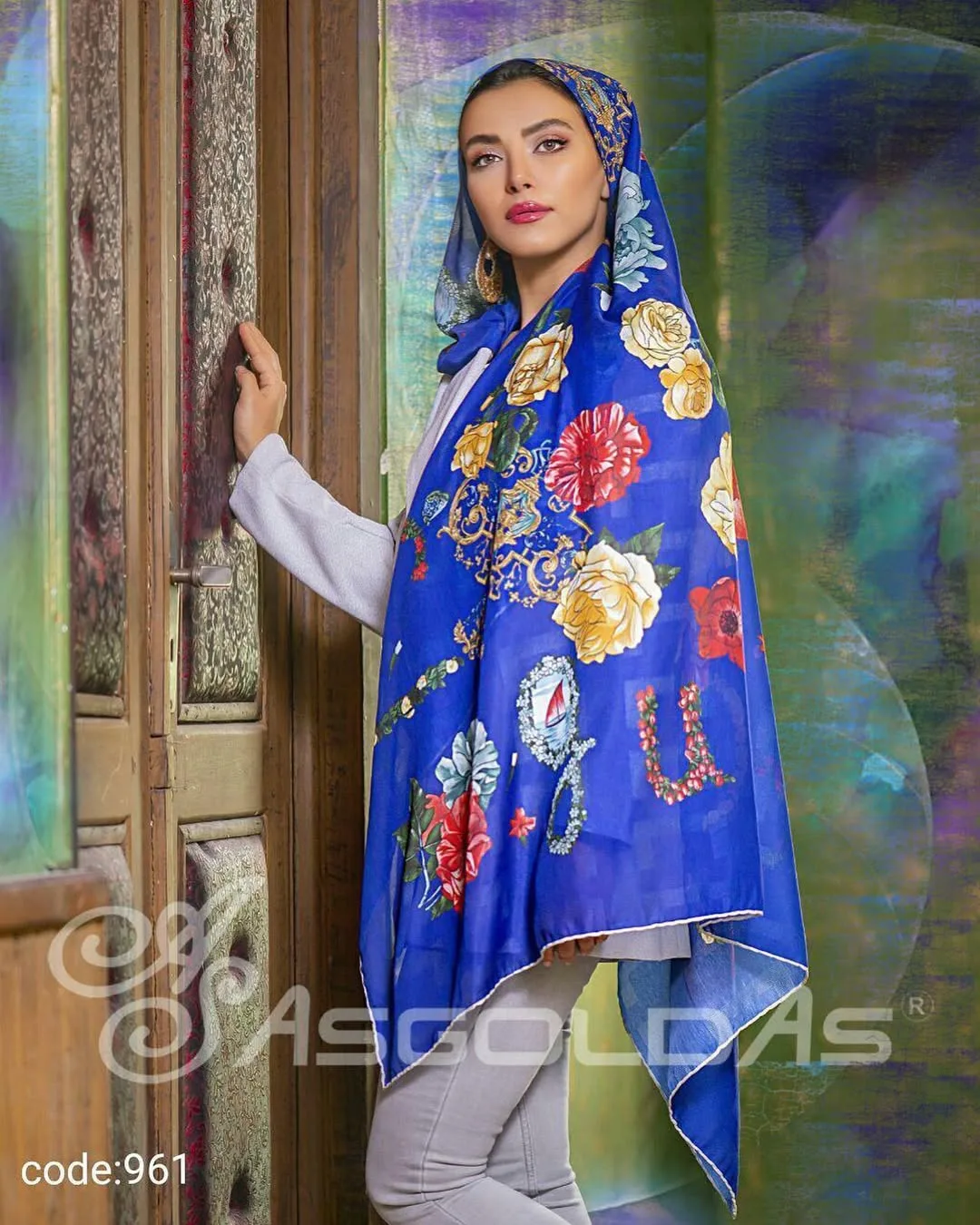 روسری ابریشم فانتزی دست‌دوز ۱۴۰ آسگلداس