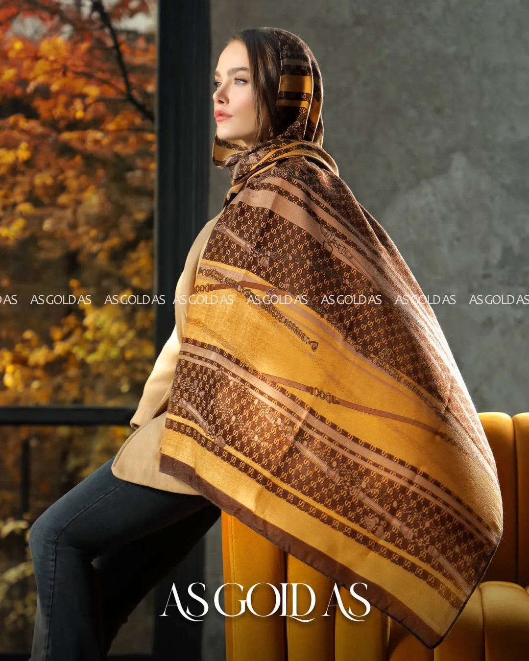 شال پاییزه نخی کد ۱۰۰۴۶ آسگلداس، رنگ قهوه‌ای و زرد، مستطیلی