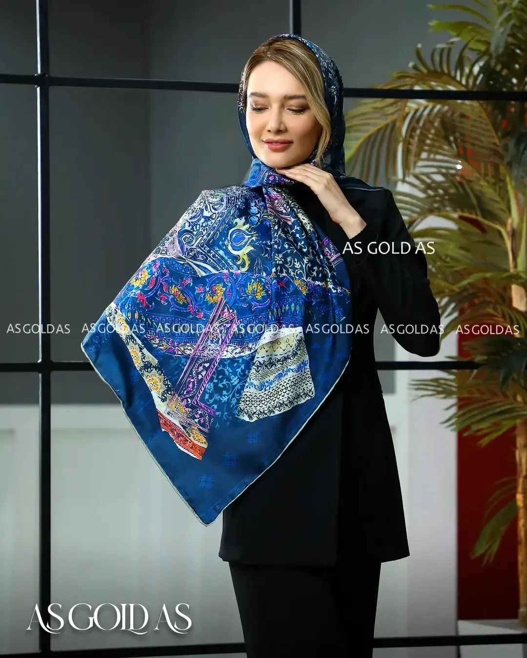 روسری ترک سایز ۱۱۰ کد ۸۵۳ آسگلداس، رنگ آبی و چندرنگ، مربع