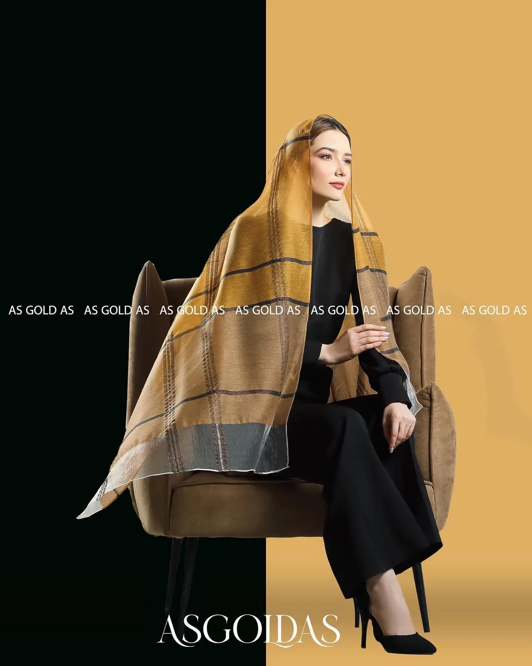 شال حریر کد ۱۰۰۶۰، رنگ خردلی، قهوه‌ای و سفید، طرح راه‌راه، مستطیلی، بلند