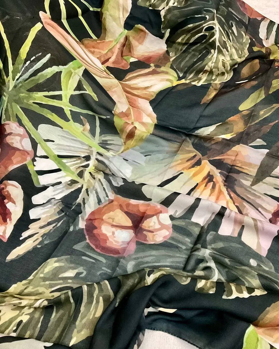 روسری ۱۲۰ — عکس ۲