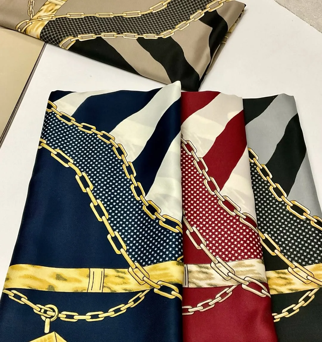 روسری ابریشم توییل مجلسی ۱۲۰ — عکس ۵
