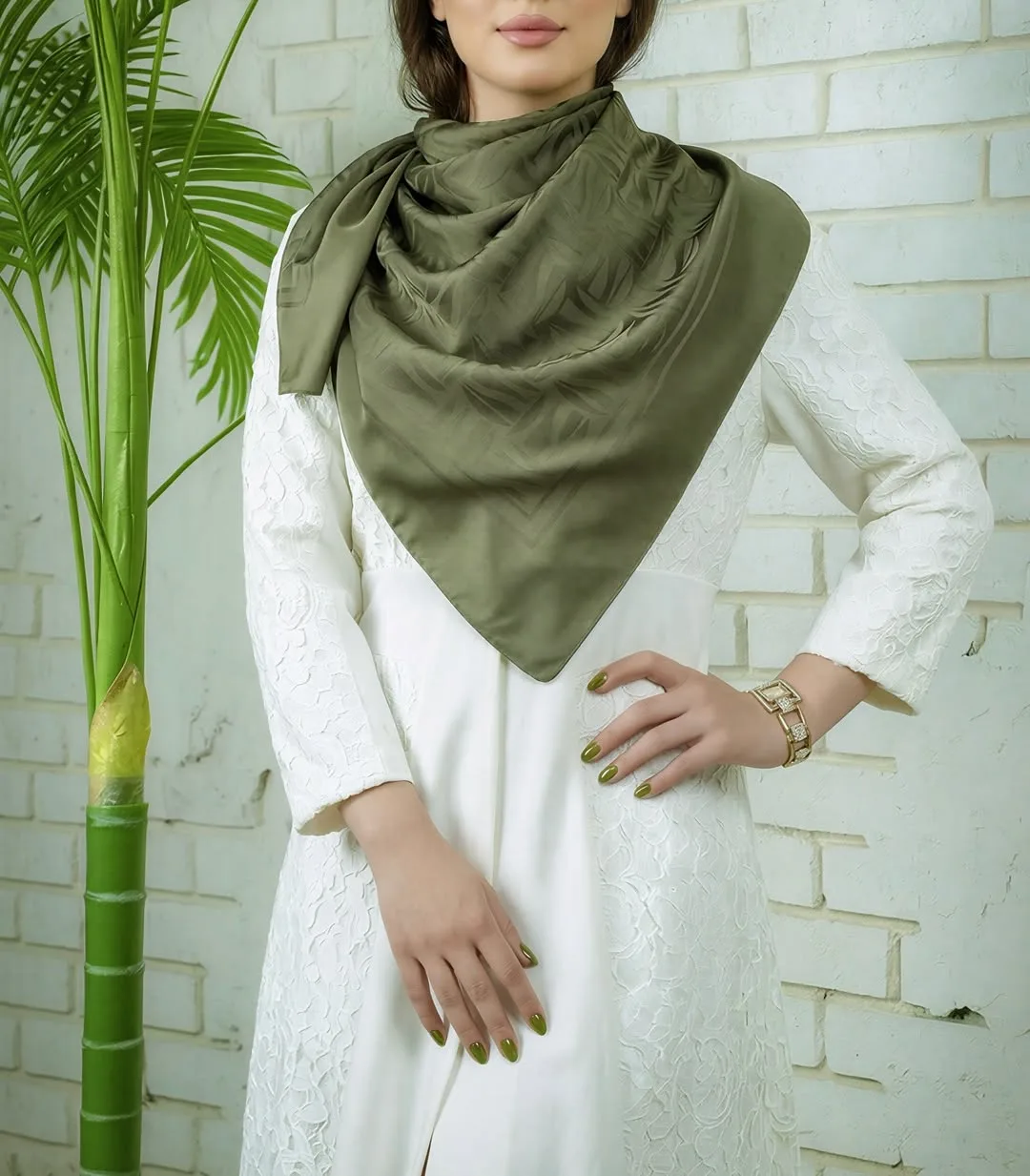 روسری ابریشم ژاکارد مجلسی — عکس ۲
