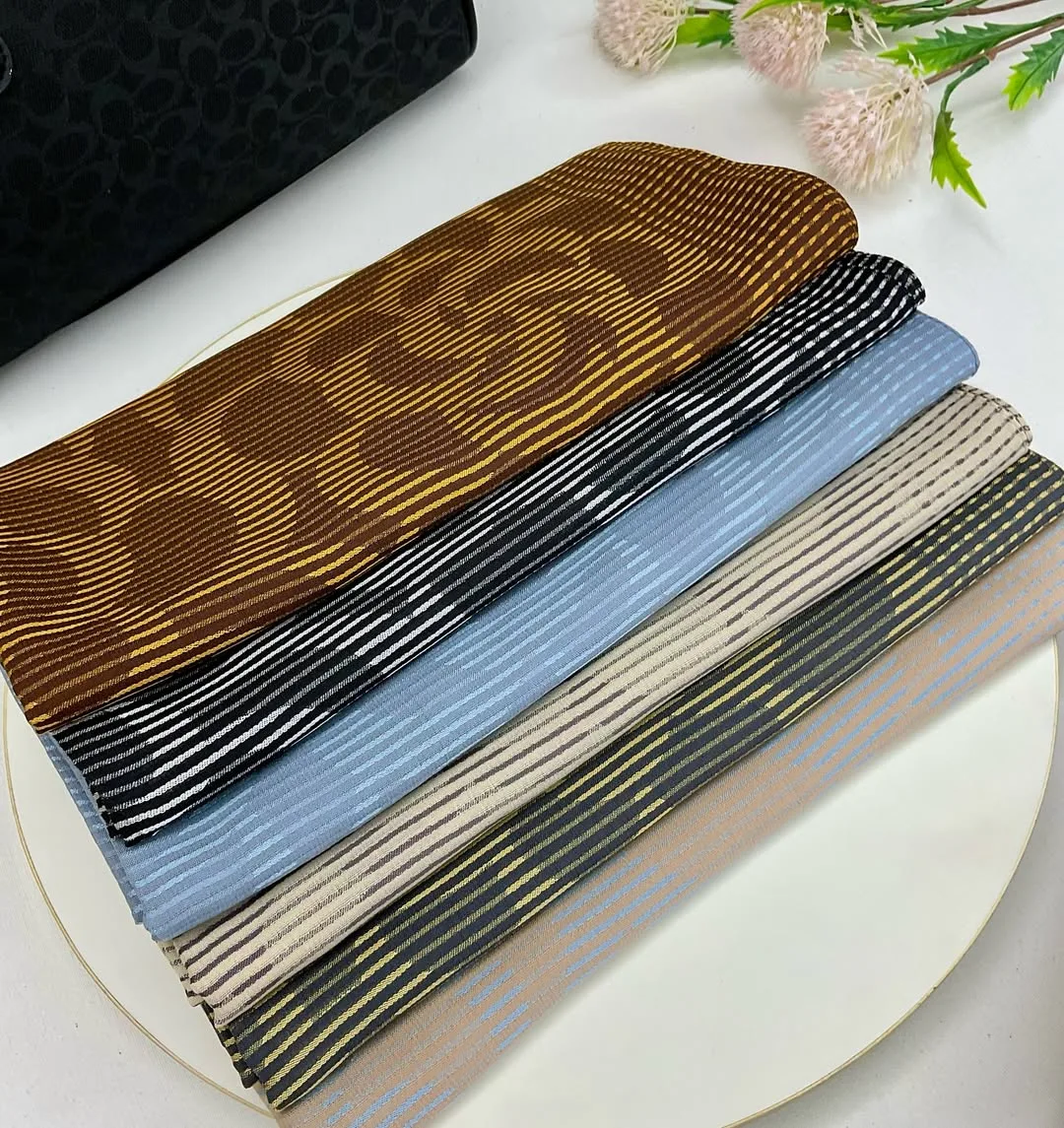 روسری ابریشم میله‌ای ۱۴۰ — عکس ۴