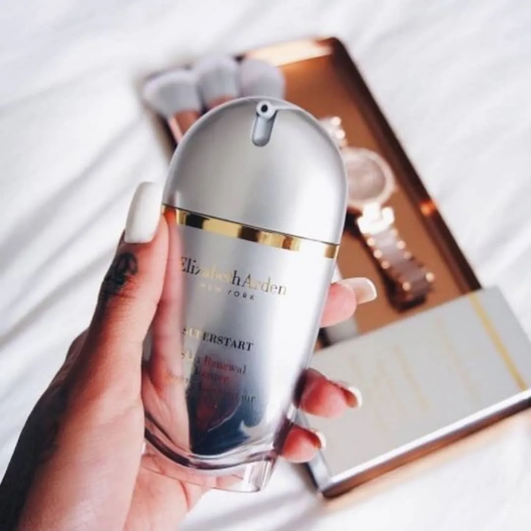 سرم بوستر Superstart Renewal Elizabeth Arden، رنگ نقره‌ای و طلایی، جنس پلاستیک و شیشه، پمپی پلاستیکی