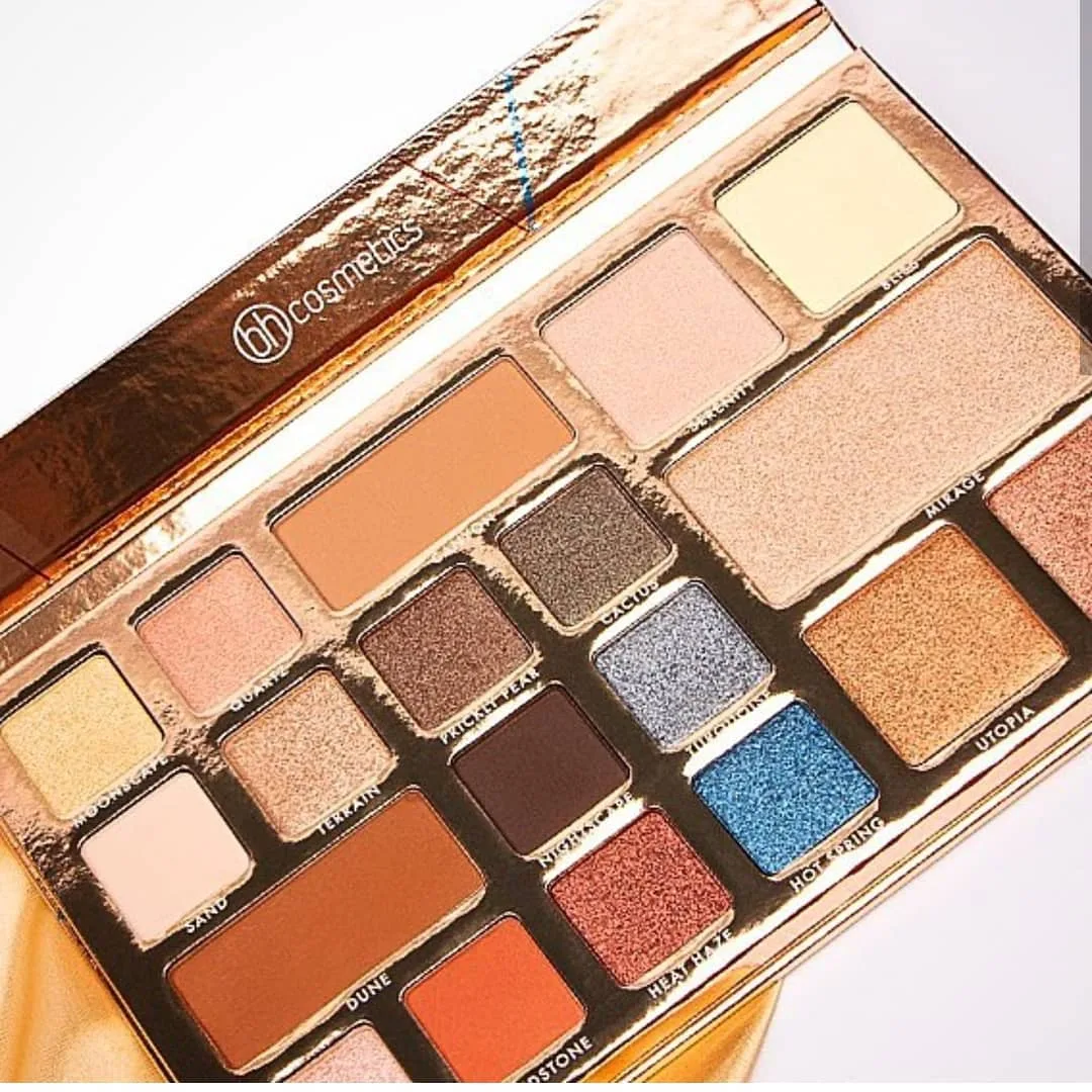 پالت سایه و هایلایتر دزرت اوازیس BH Cosmetics، رنگ طلایی، قهوه ای و آبی، جنس پلاستیک، طرح هندسی، مستطیلی دردار