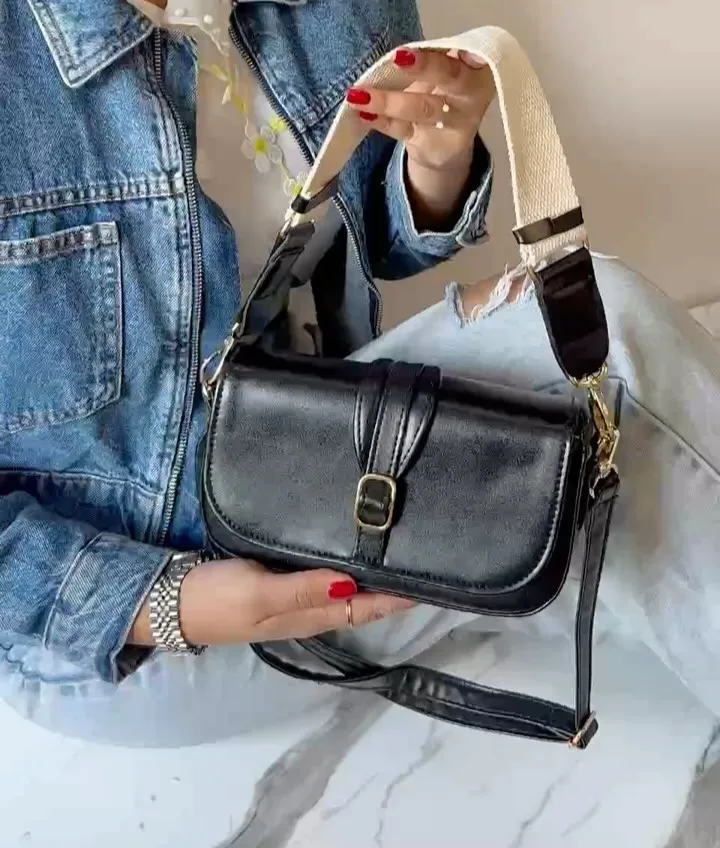 کیف دوشی تکسگک دوبند مدل زارا، رنگ قهوهای و سفید، جنس چرم، مستطیلی