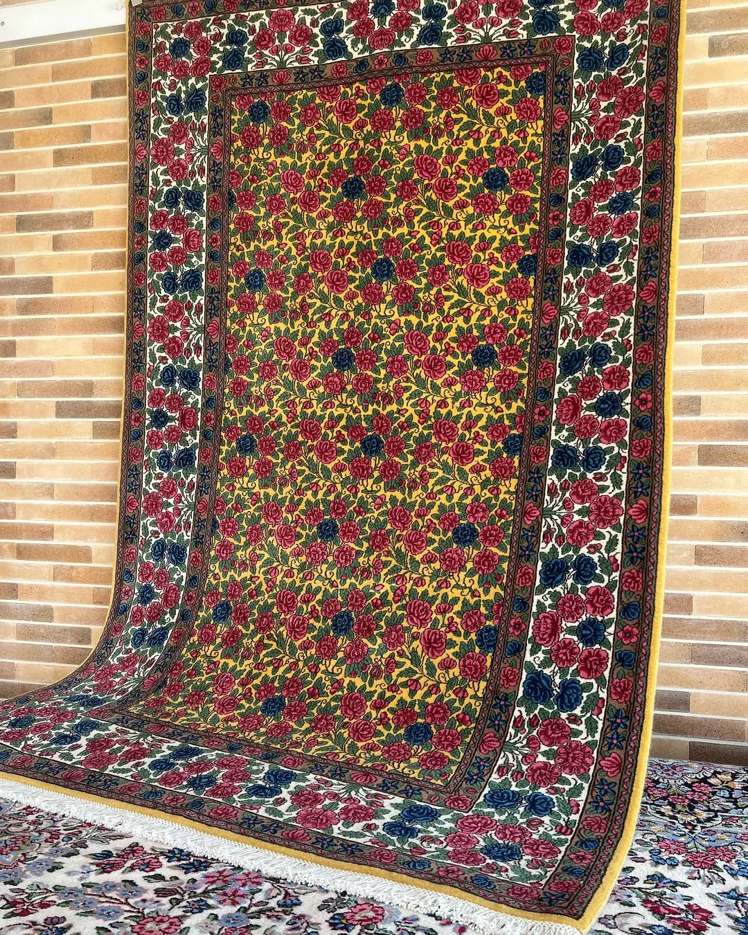 قالیچه ۱.۵ در ۲.۴ گل سرخی کرمان
