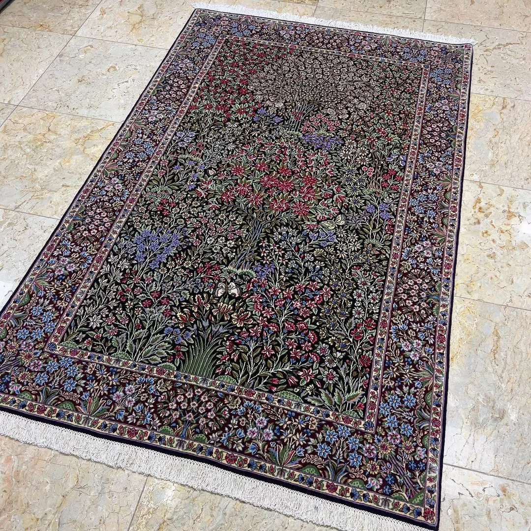 قالیچه چهار متری حسن‌خانی کرمان