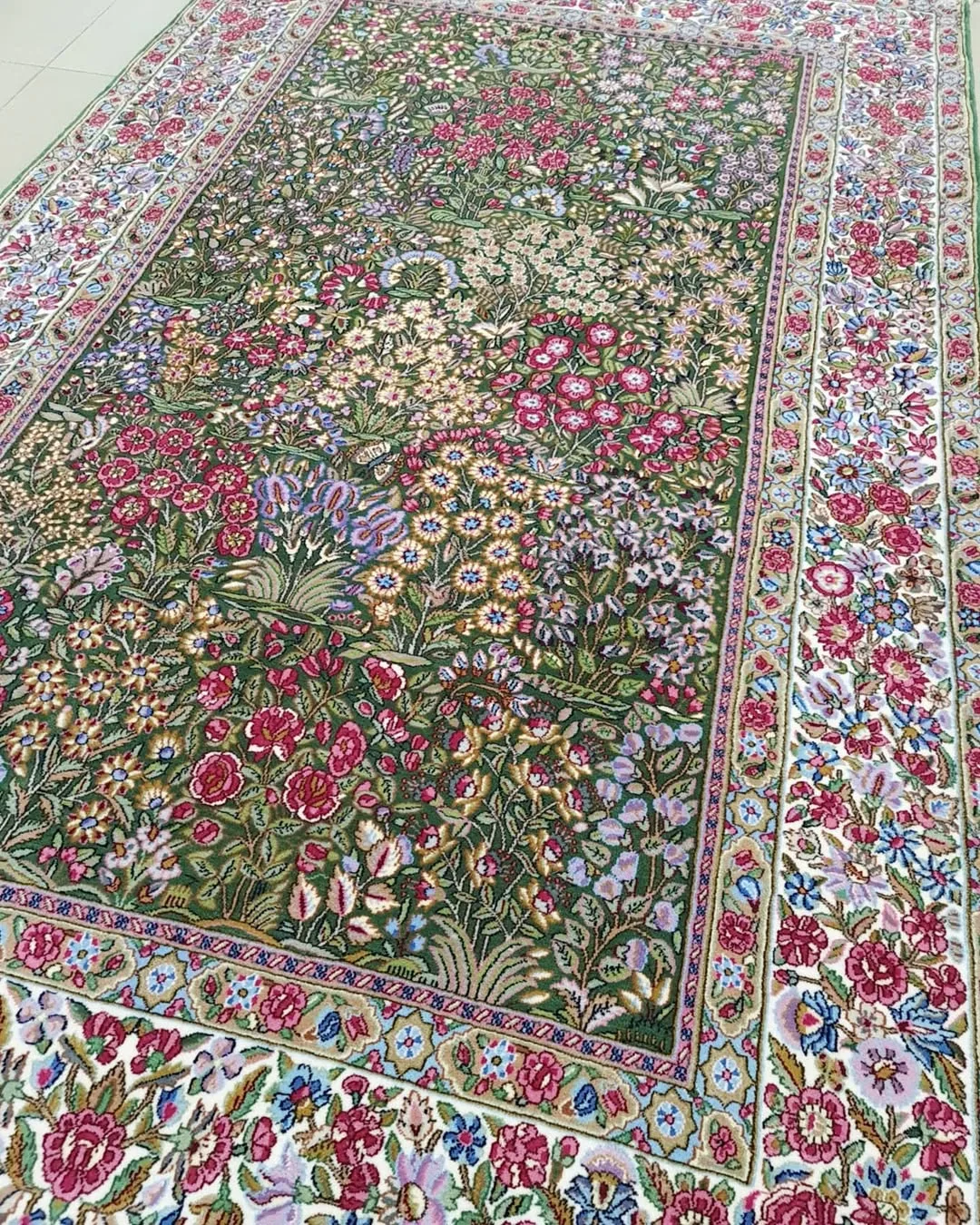 قالیچه ۴ متری درختی سبز کرمان