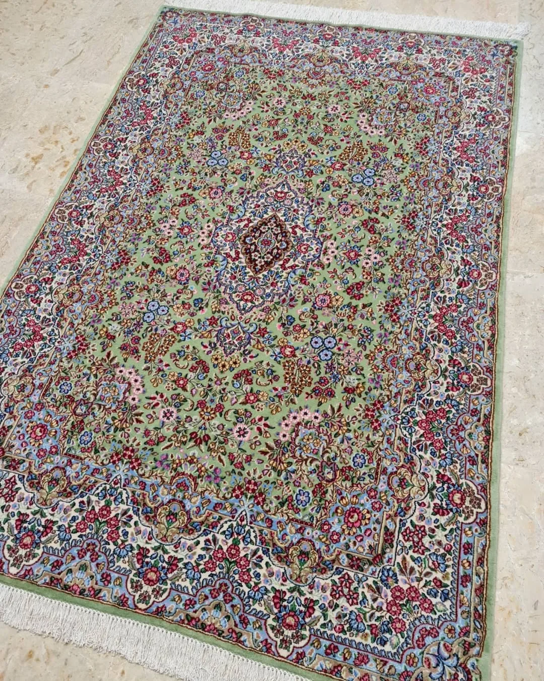 قالیچه ۳ متری سبز سرام کرمان