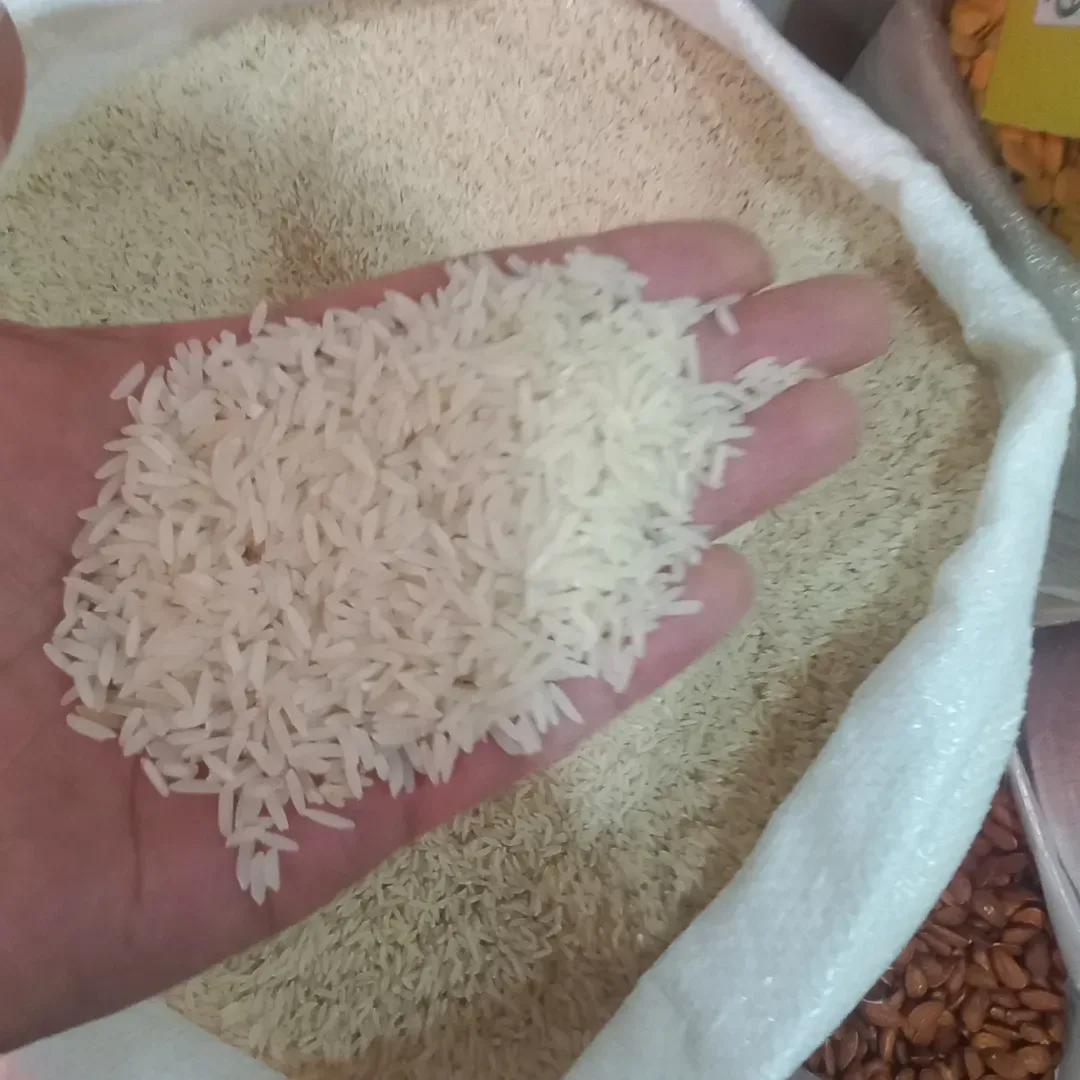 برنج عطری دوشتور، رنگ سفید، دانه بلند
