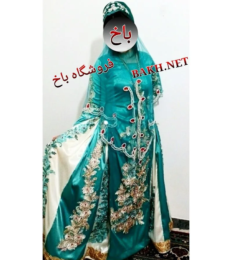 لباس محلی مجلسی مدل ۱۶۸، رنگ فیروزه‌ای، سفید و طلایی، جنس ساتن، طرح گلدوزی، بلند، آستین بلند