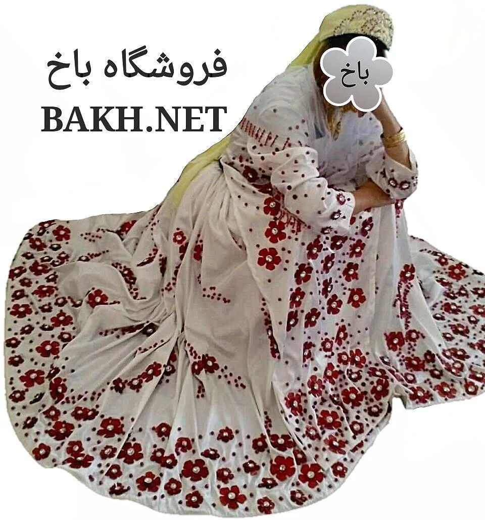 ست لباس محلی، رنگ سفید و قرمز، طرح گلدوزی، بلند، گشاد، آستین بلند