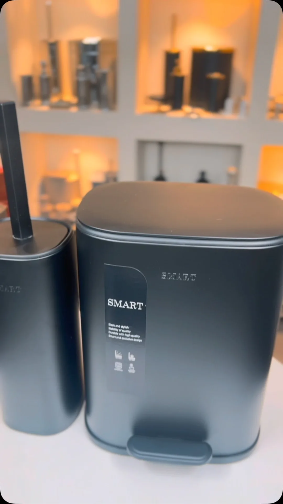 سطل و برس ۵ لیتری اسمارت، رنگ مشکی، جنس فلز، استوانهای پدالی