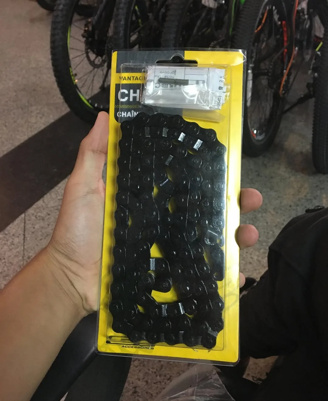 زنجیر دوچرخه بی ام ایکس GT، رنگ مشکی، جنس فلز، زنجیر BMX