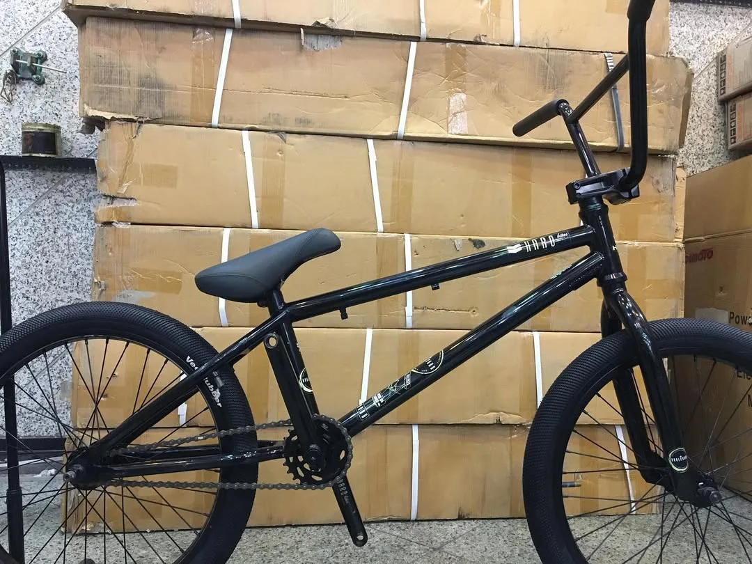 دوچرخه بی ام ایکس هارو، رنگ مشکی، جنس فلز و لاستیک، مدل BMX