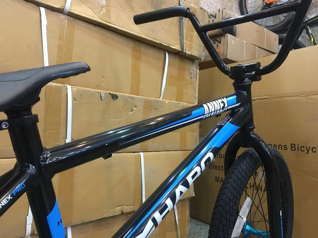 دوچرخه بی ام ایکس مدل ریس، رنگ مشکی و آبی، جنس فلز و لاستیک، مدل BMX